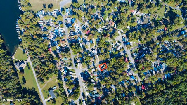 44 Arapaho Tr, Crossville, TN 38572