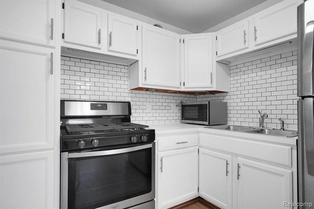 3225 Benjamin Avenue 3, Royal Oak, MI 48073