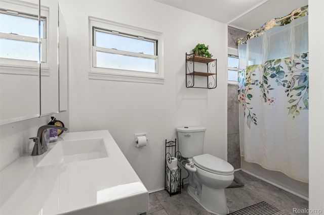 29701 Elmgrove Street, St. Clair Shores, MI 48082