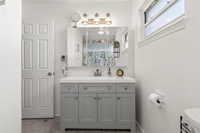 29701 Elmgrove Street, St. Clair Shores, MI 48082