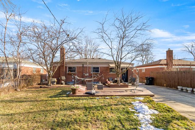 29701 Elmgrove Street, St. Clair Shores, MI 48082