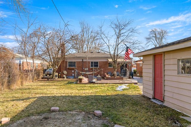 29701 Elmgrove Street, St. Clair Shores, MI 48082