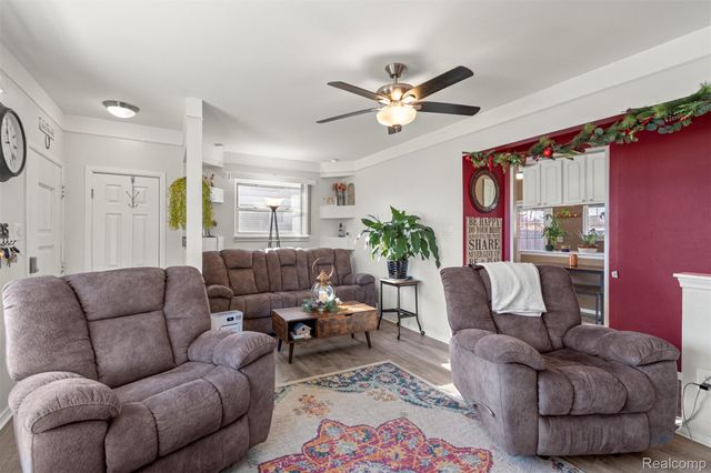 29701 Elmgrove Street, St. Clair Shores, MI 48082