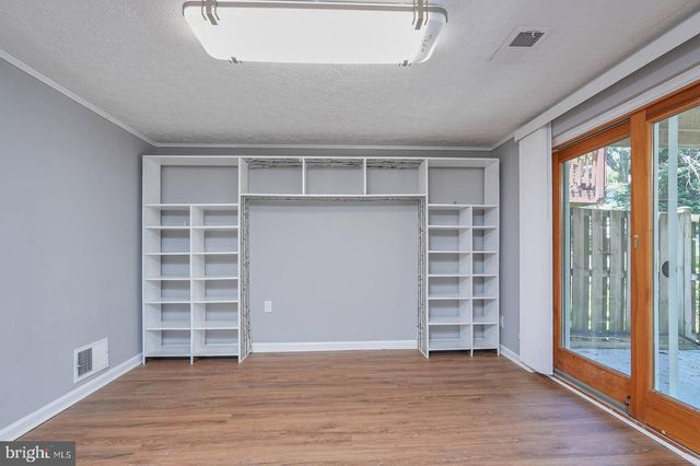 214 PENDER PL, Rockville, MD 20850