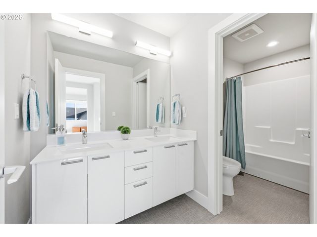 4018 Se 77TH Ave, Hillsboro, OR 97123