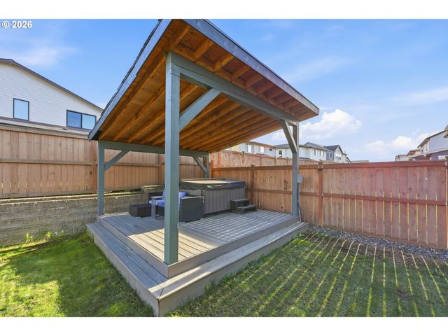 4018 Se 77TH Ave, Hillsboro, OR 97123