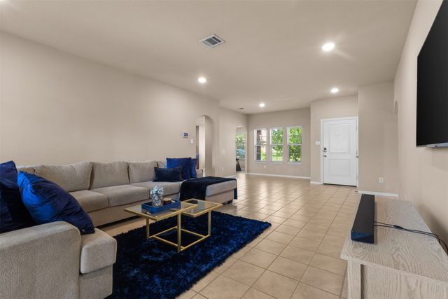 1546 Illinois Avenue, Lancaster, TX 75134