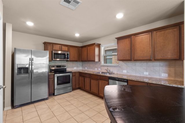 1546 Illinois Avenue, Lancaster, TX 75134