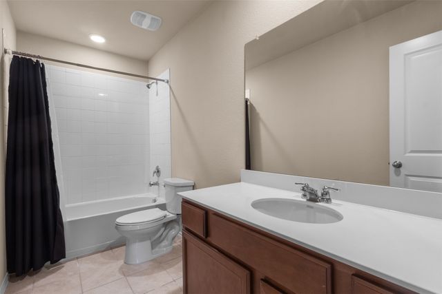 1546 Illinois Avenue, Lancaster, TX 75134