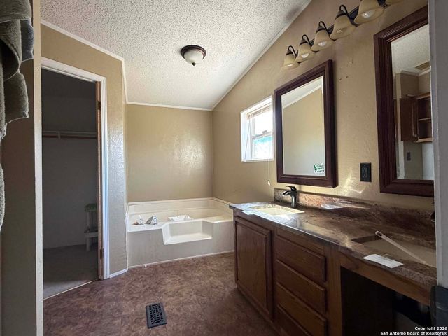 3336 Fm 1101, New Braunfels, TX 78130