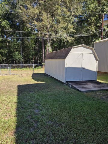 123 Frank Dr. Drive, Logansport, LA 71049