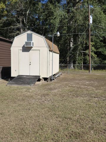 123 Frank Dr. Drive, Logansport, LA 71049