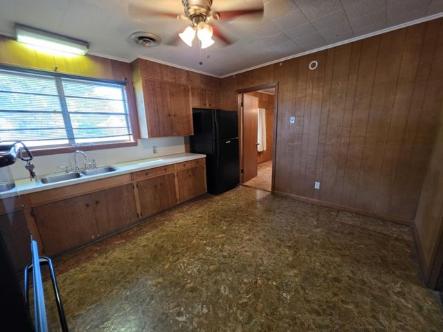 123 Frank Dr. Drive, Logansport, LA 71049