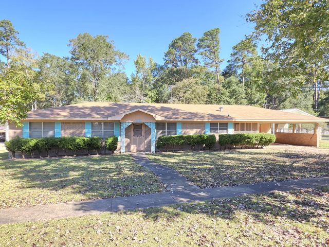 123 Frank Dr. Drive, Logansport, LA 71049