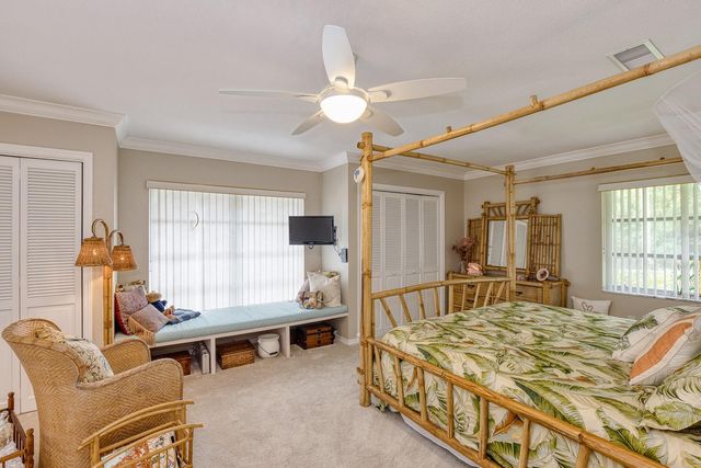 900 N CITRUS AVENUE, Howey In The Hills, FL 34737