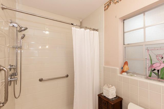 900 N CITRUS AVENUE, Howey In The Hills, FL 34737