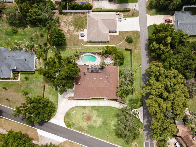 900 N CITRUS AVENUE, Howey In The Hills, FL 34737