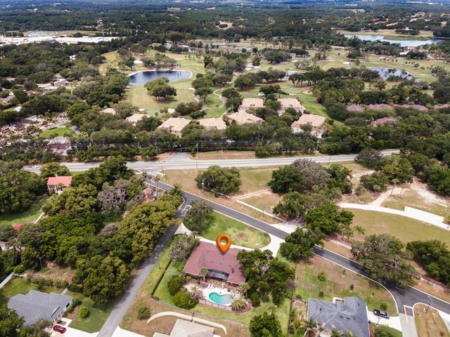 900 N CITRUS AVENUE, Howey In The Hills, FL 34737