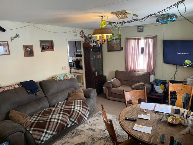 207 E 9th Street, La Porte, IN 46350