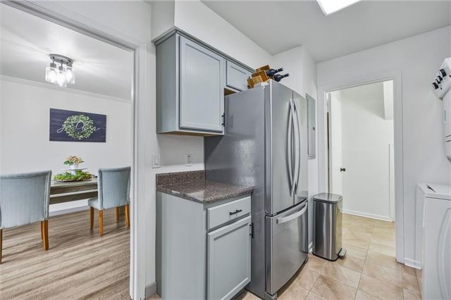 2763 Farmstead SE Road, Smyrna, GA 30080