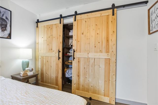 2763 Farmstead SE Road, Smyrna, GA 30080