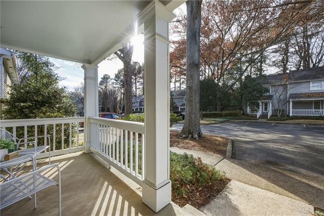 2763 Farmstead SE Road, Smyrna, GA 30080