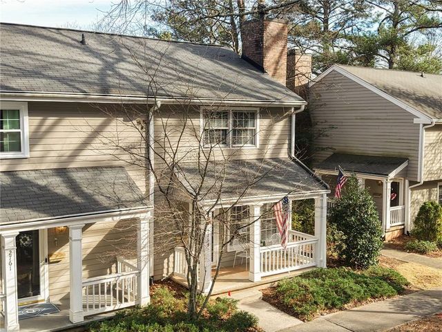 2763 Farmstead SE Road, Smyrna, GA 30080