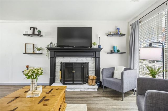 2763 Farmstead SE Road, Smyrna, GA 30080