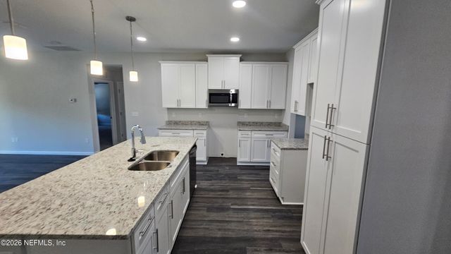 6015 SHINDLER Drive, Jacksonville, FL 32222