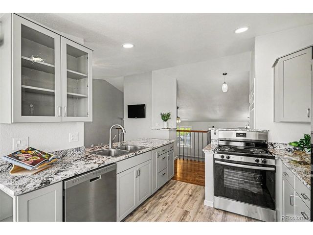 3398 S Halifax Way, Aurora, CO 80013