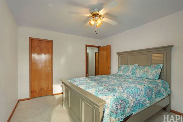 34945 N Leonard Avenue, Ingleside, IL 60041