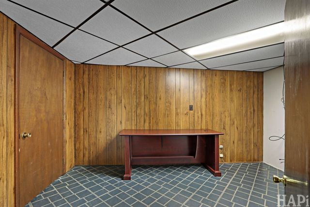 34945 N Leonard Avenue, Ingleside, IL 60041