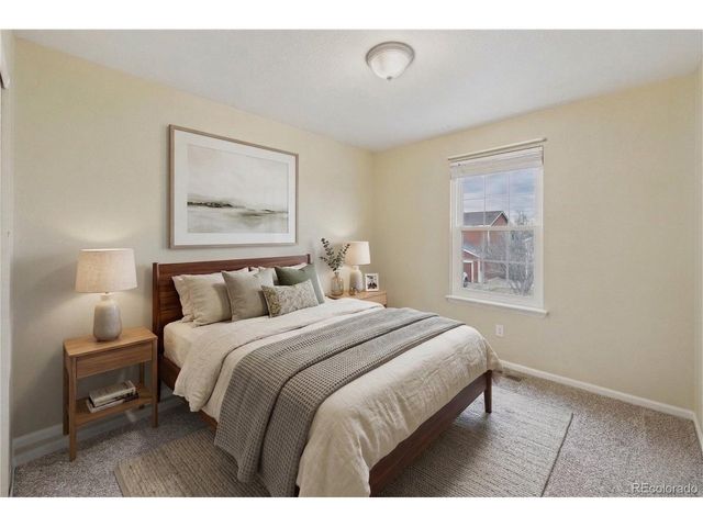 1104 Sandpiper Ln, Brighton, CO 80601