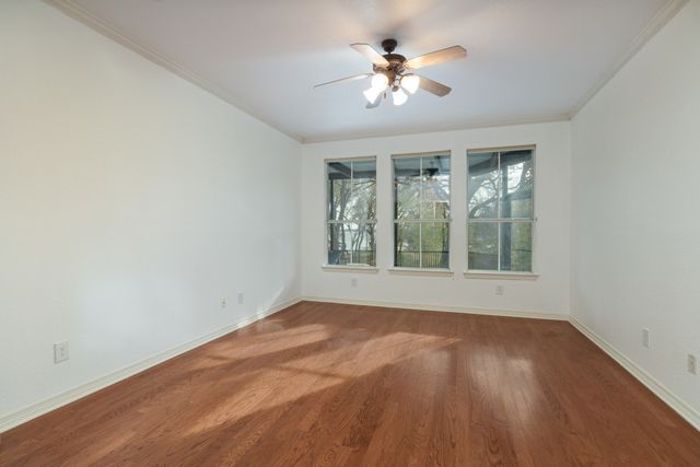 8810 Edgelake Trail, Rowlett, TX 75088