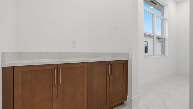 8353 SW Puccini Way, Port St. Lucie, FL 34987