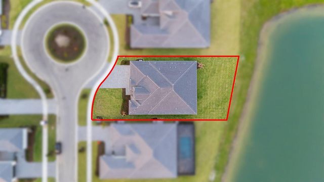 8353 SW Puccini Way, Port St. Lucie, FL 34987