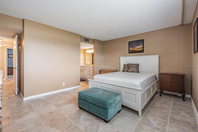 2620 COVE CAY DRIVE 601, Clearwater, FL 33760