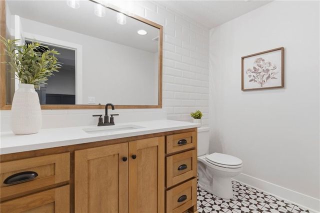 12300 W 168th Street, Overland Park, KS 66221