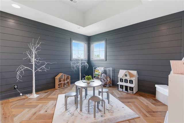 12300 W 168th Street, Overland Park, KS 66221