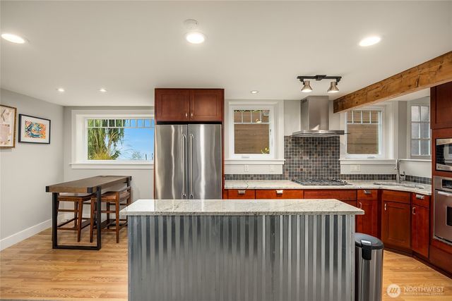 2910 N 28th Street, Tacoma, WA 98407