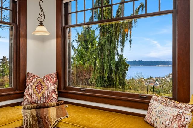 2910 N 28th Street, Tacoma, WA 98407