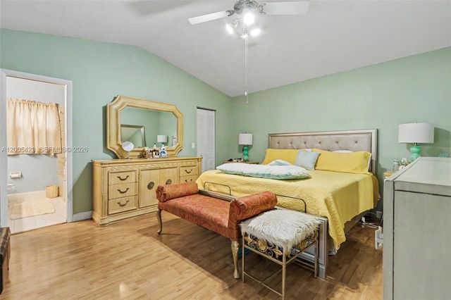 2439 NW 95th Ave, Coral Springs, FL 33065