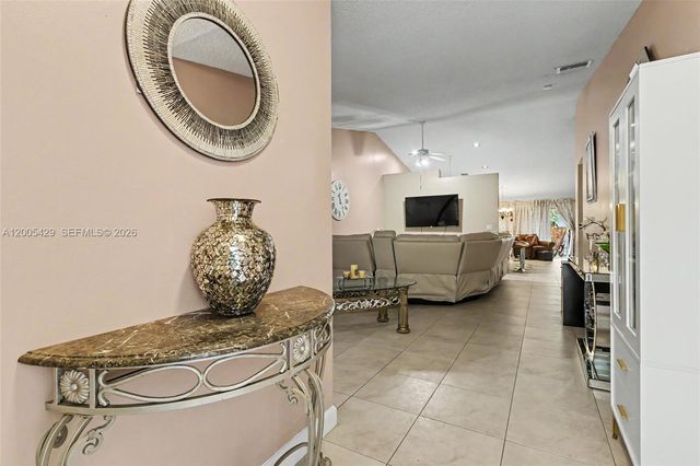 2439 NW 95th Ave, Coral Springs, FL 33065