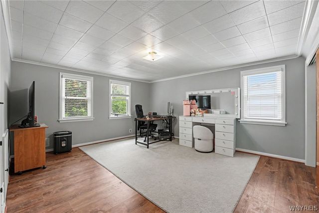 93 Greenfield Avenue, West Seneca, NY 14224