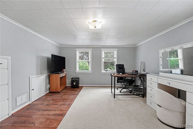 93 Greenfield Avenue, West Seneca, NY 14224