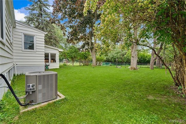 93 Greenfield Avenue, West Seneca, NY 14224