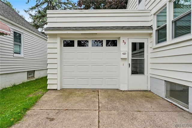 93 Greenfield Avenue, West Seneca, NY 14224