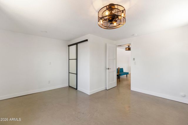 934A W Parkway Boulevard, Tempe, AZ 85281