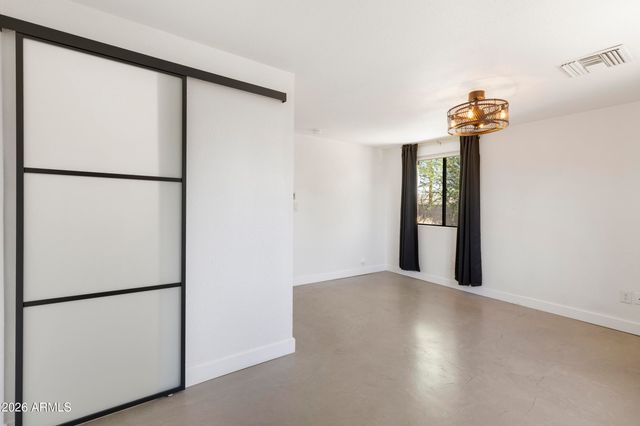 934A W Parkway Boulevard, Tempe, AZ 85281