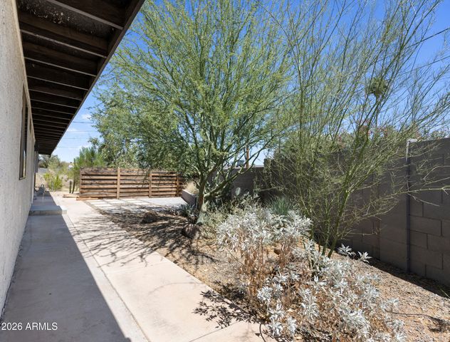 934A W Parkway Boulevard, Tempe, AZ 85281